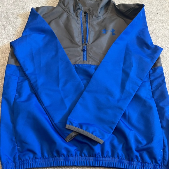Under Armour boys Windbreaker in blue and gray, half zip with elastic waist - Picture 9 of 16